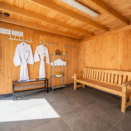 De Glamping Hotel Zeewolde Eksteriør billede