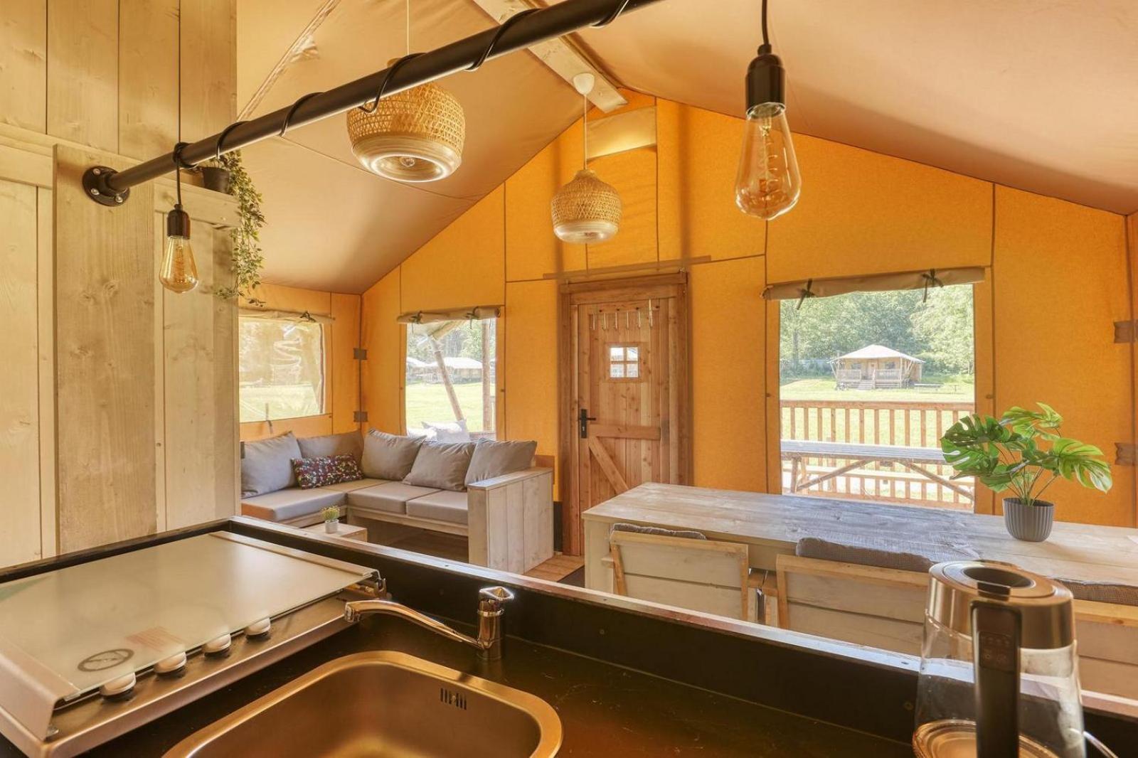 De Glamping Hotel Zeewolde Eksteriør billede