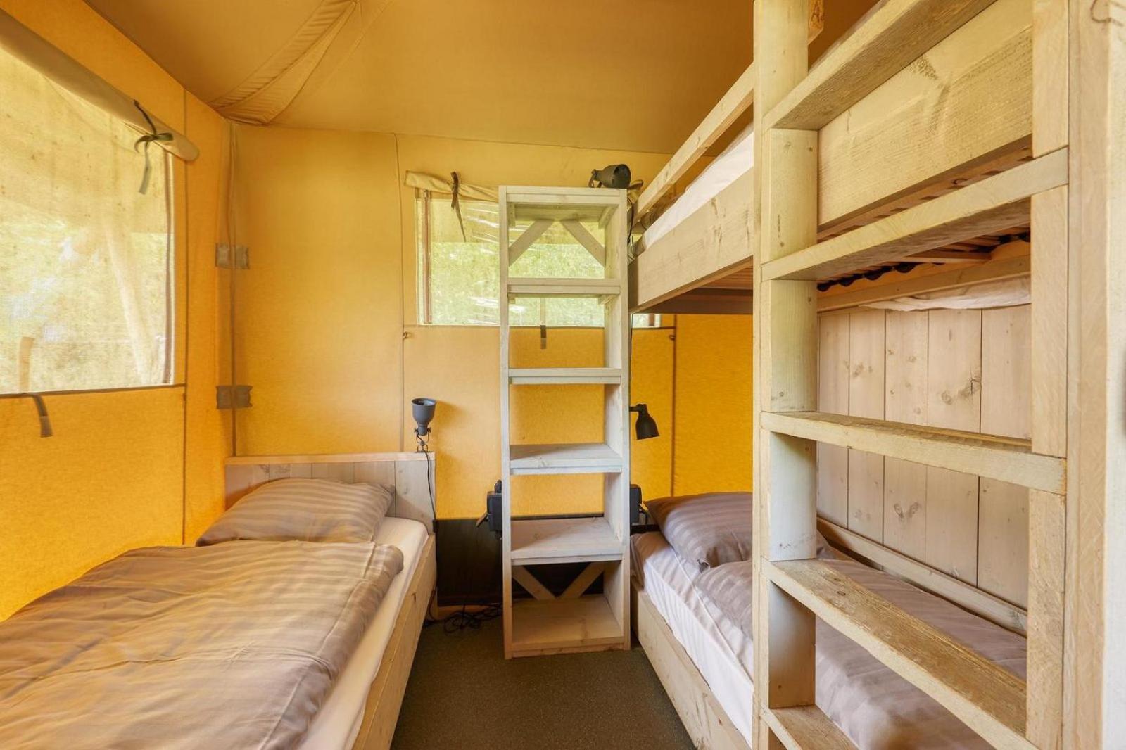 De Glamping Hotel Zeewolde Eksteriør billede